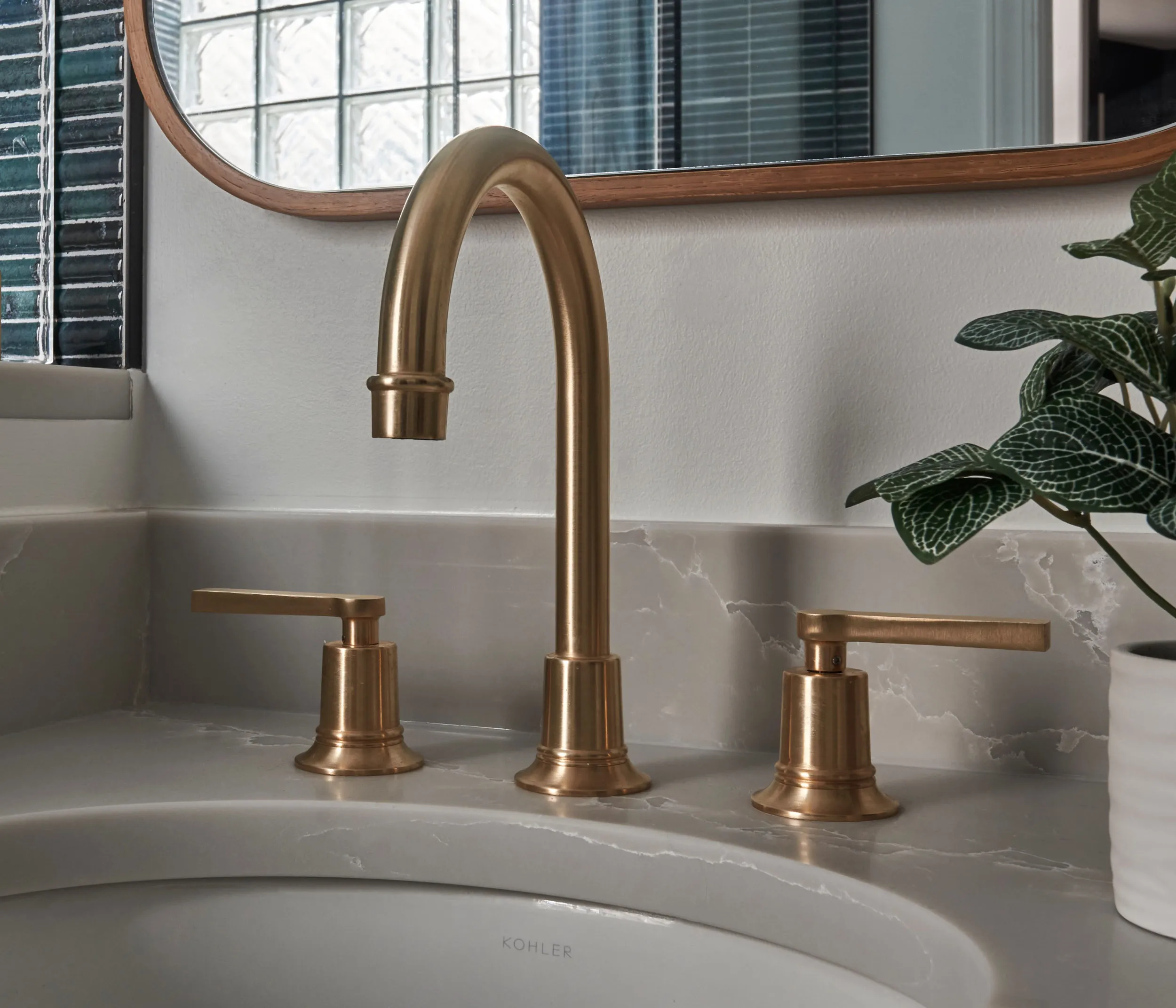 Premium bronze faucet