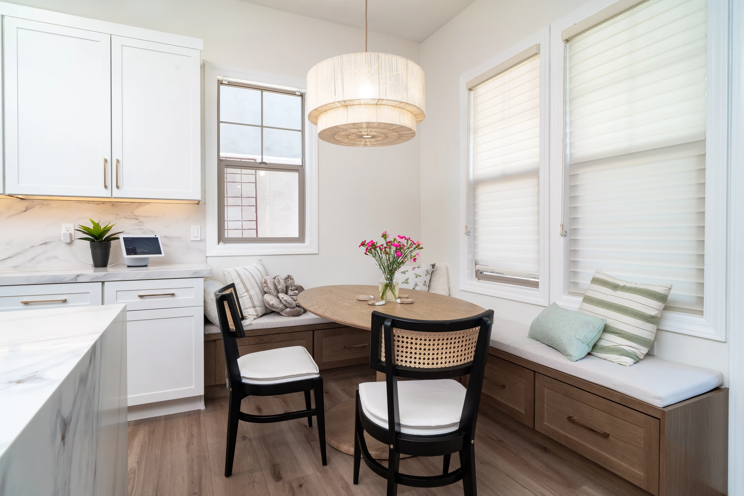 Kitchen dining nook with pendant lighting