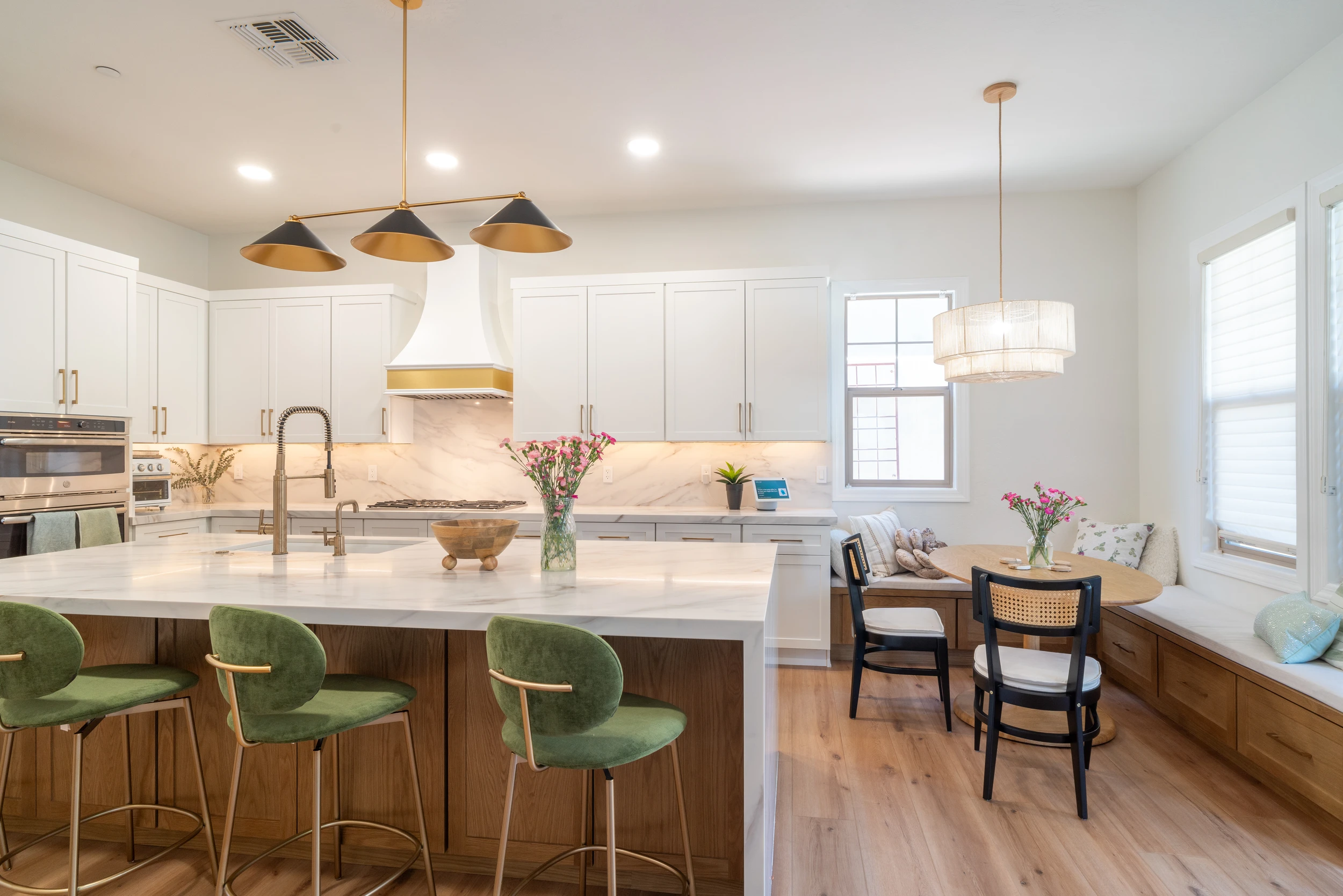 Luxury kitchen remodeling in Phoenix and Scottsdale